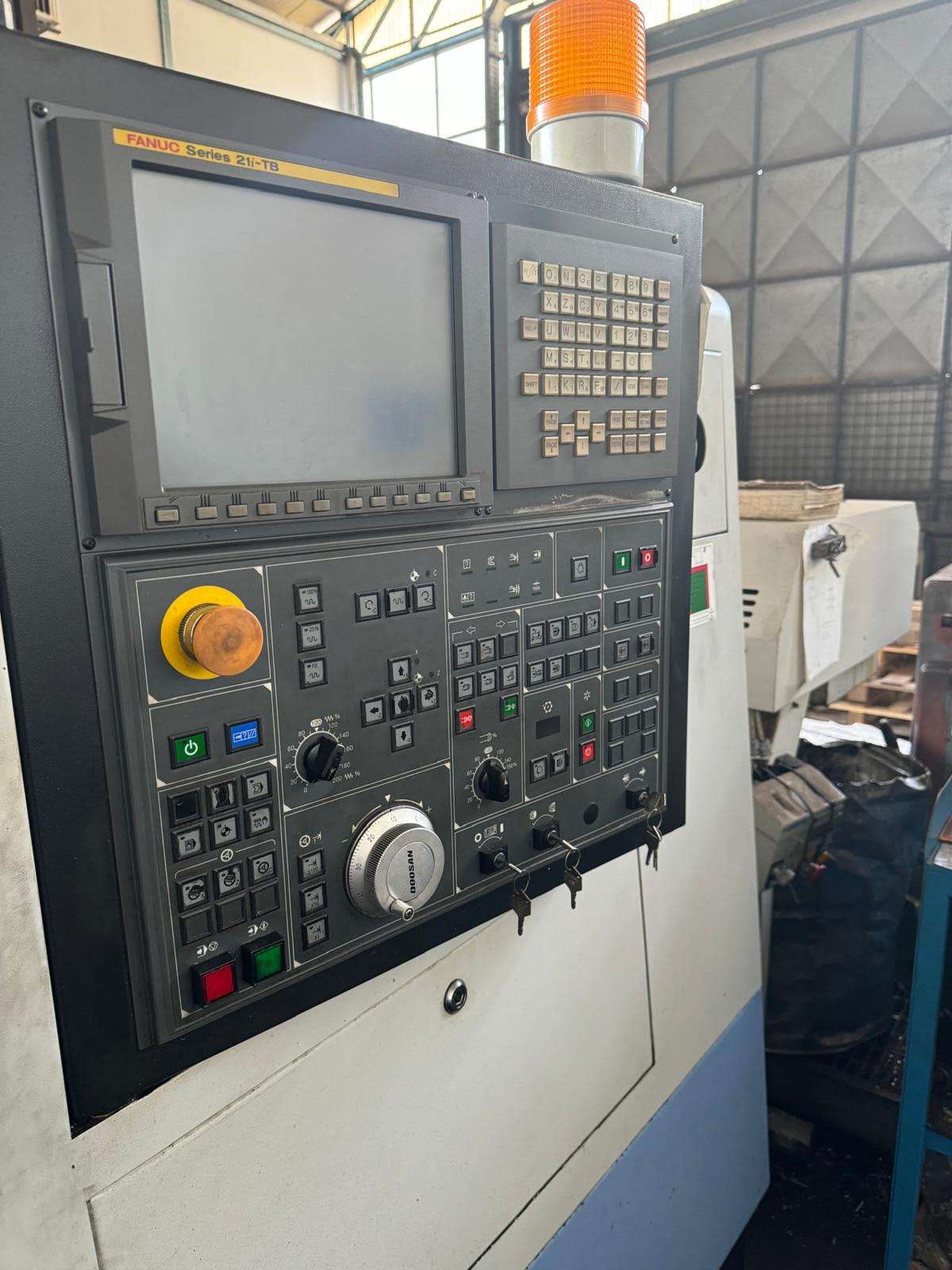 TORNIO CNC 3 ASSI mod. Puma 240 MB